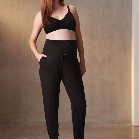Seraphine Twin Pack Maternity Lounge Pant Joggers Black and Gray - Picture 2 of 6